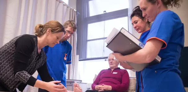 对南方理工大学的护理专业进行深入探讨