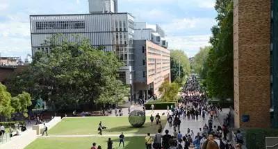 高考直录澳洲八大 高考直录澳洲八大