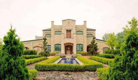 选这两所加拿大院校留学，绝不会后悔！