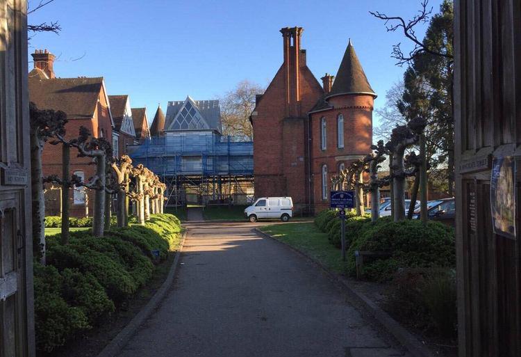 高富帅和白富美上什么学校? 高富帅和白富美上什么学校?