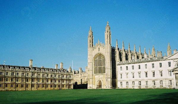 盘点英国几所接受转专业商科的学院!