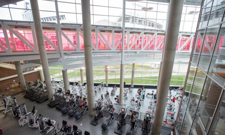 到了大学,不但要学习,身体健康也很重要!!! 到了大学,不但要学习,身体健康也很重要!!!