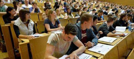 大二考试准备去英国留学早不早