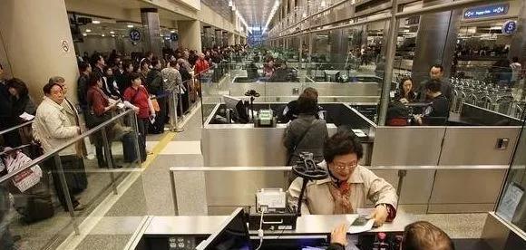 父母不敢去美国看我~赴美转机攻略！