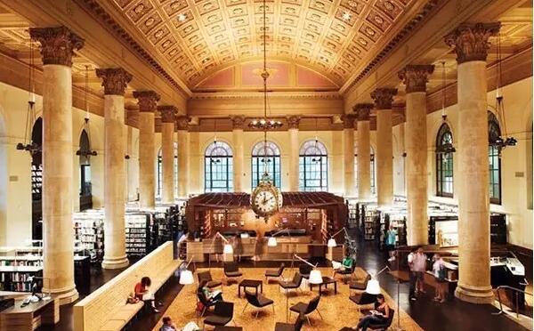 美国名校商科的敲门砖在于软性背景 美国名校商科的敲门砖在于软性背景