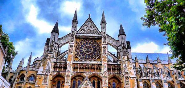 英国工科6大名校简介及优势专业