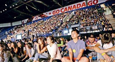 高考不理想  去加国翱翔