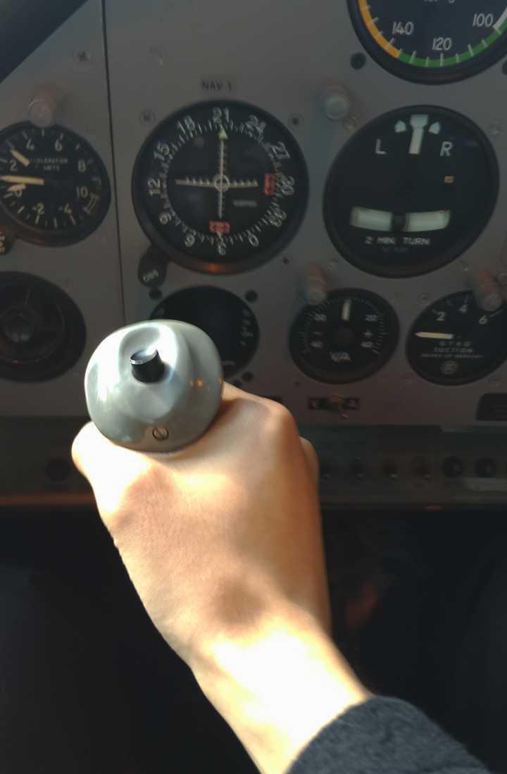 欧洲唯一一所有自己的飞机场的大学