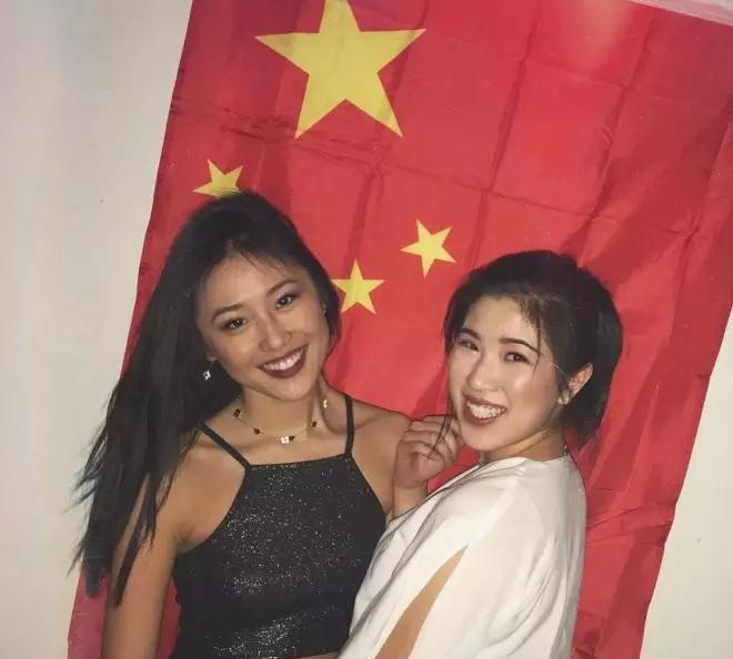 18岁美女华人学霸，用性感和感性征服了全世界