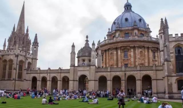 英国留学的学位、学历、成绩是这样划分的