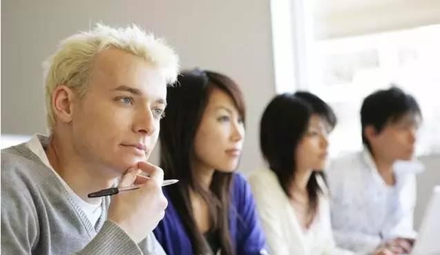 2019年英国研究生留学申请时间规划