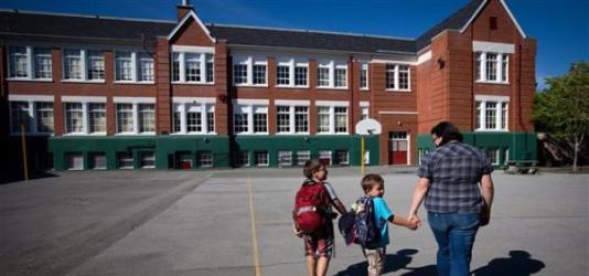 加拿大政府公立中学主要特色