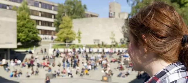 英国大学招生时,如果参考中国大学排名?只看2 英国大学招生时,如果参考中国大学排名?只看2