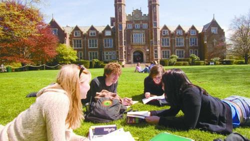 中加高中毕业生申请大学的申请通道有区别吗? 中加高中毕业生申请大学的申请通道有区别吗?