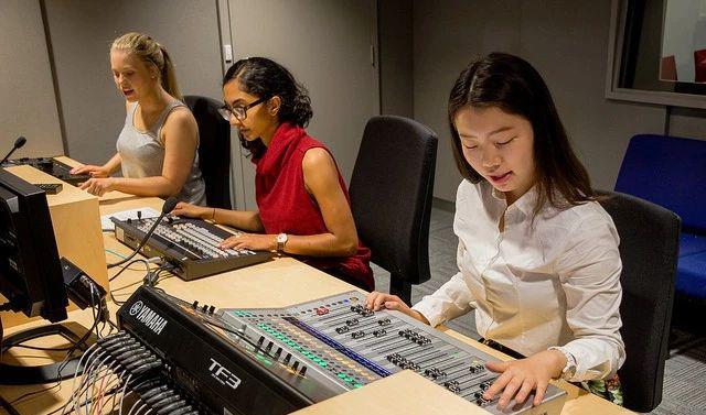 蒙纳士人文学院，媒体人梦想摇篮！