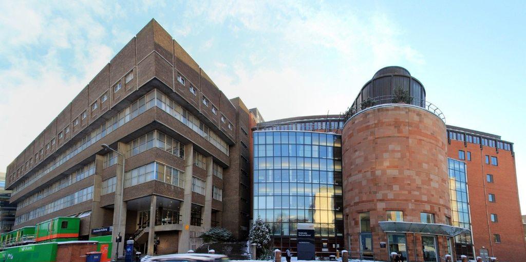 斯特拉斯克莱德大学