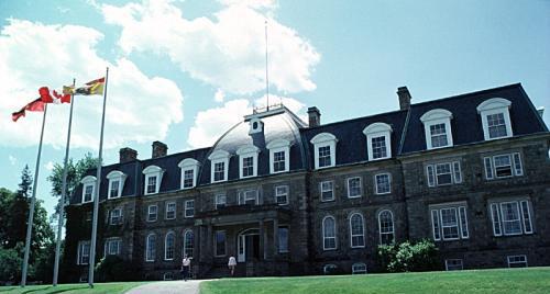 2018综合类加拿大大学排名Top15院校介