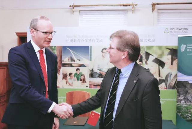 圣三一与哥伦比亚大学合作推出本科双学位课程! 圣三一与哥伦比亚大学合作推出本科双学位课程!