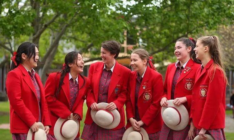 顶尖私立中学-曼通女子文法学校