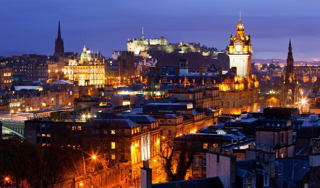 英国留学有哪些学费较低的知名大学