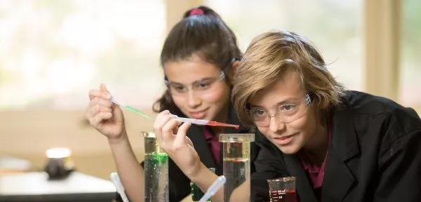 名校推荐｜西斯蒙特中学 Heathmont