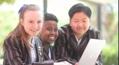 澳大利亚—艾文豪精英文法学校