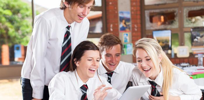 英国暑期班,夏令营,哪种适合孩子呢? 英国暑期班,夏令营,哪种适合孩子呢?