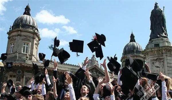 对于孩子低龄留学,你还在犹豫吗? 对于孩子低龄留学,你还在犹豫吗?