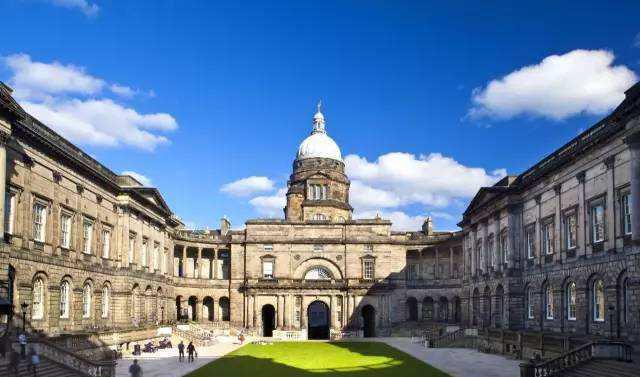带你领略苏格兰最古老的4所大学