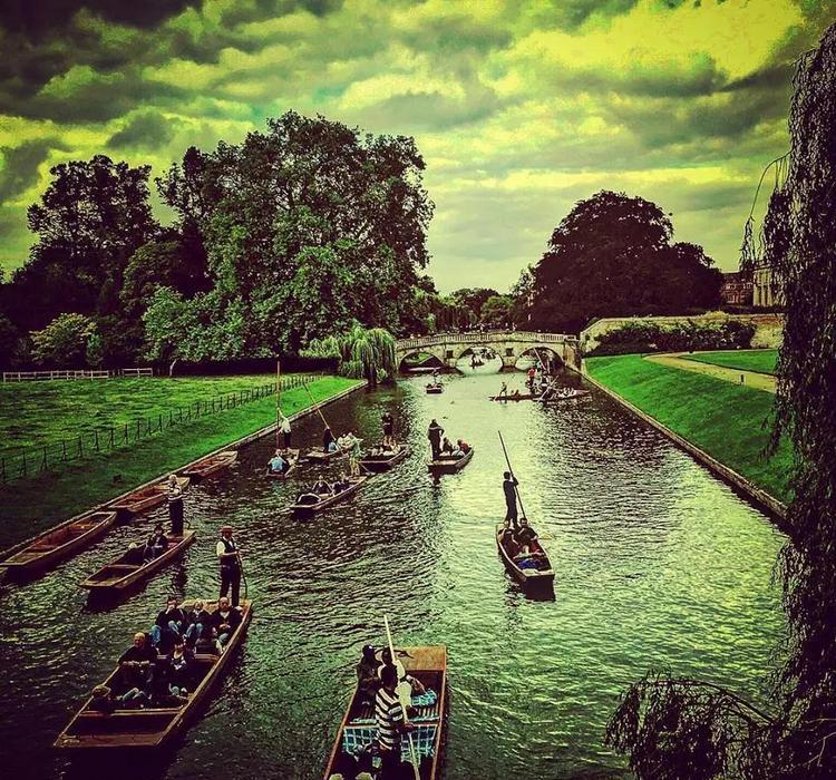 剑桥要不要AS成绩？重考接受吗？