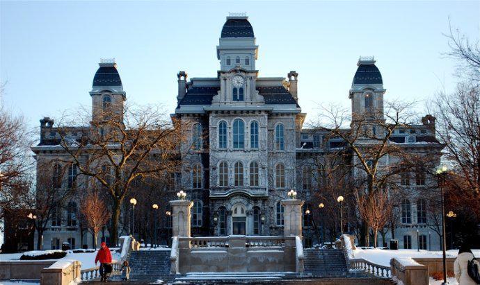 这些学校的学生还没毕业,就被“抢光了” 这些学校的学生还没毕业,就被“抢光了”