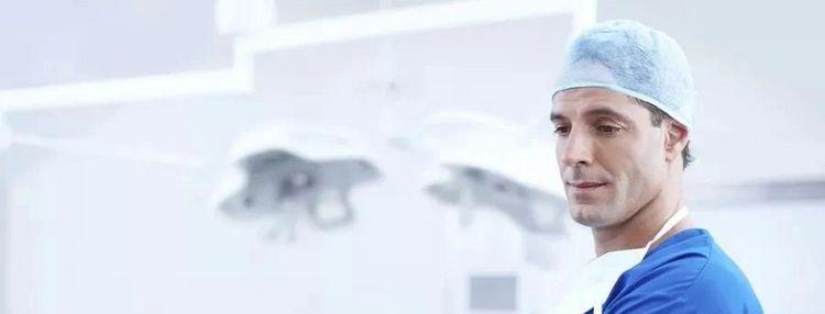 澳洲的医学发达，修读医科需要几年？