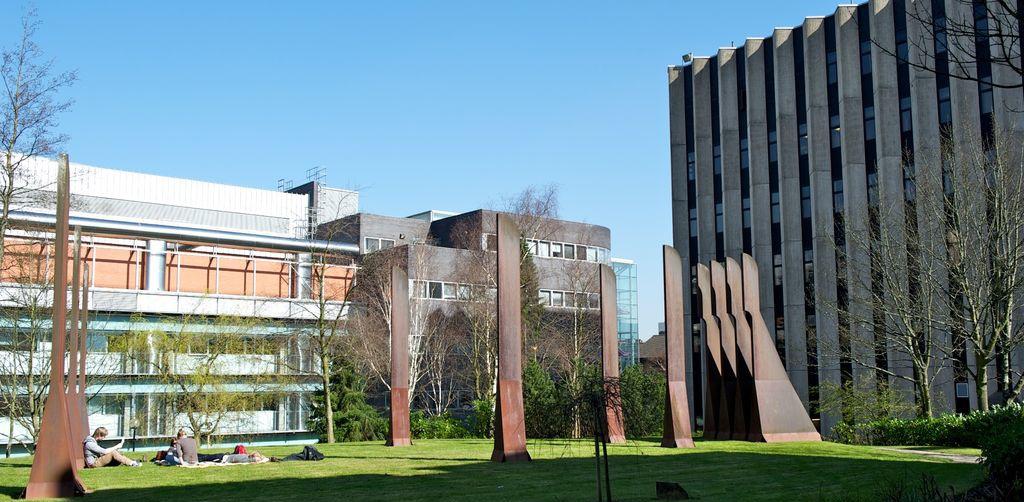 斯特拉斯克莱德大学