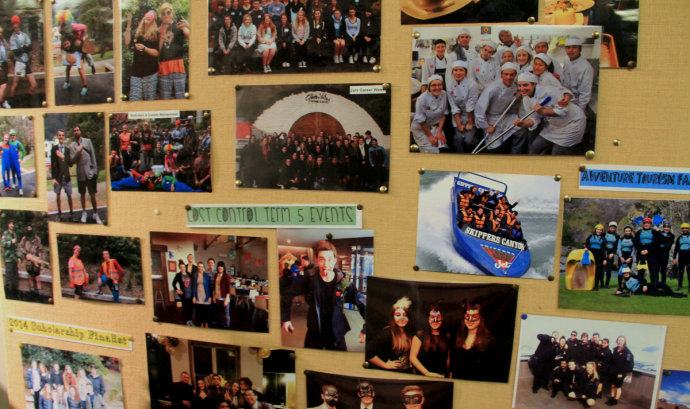 大美皇后镇里藏着一所旅游学院