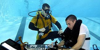 美国海军潜水和救援培训中心