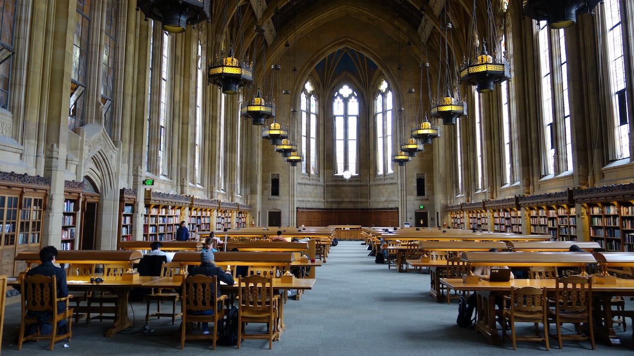 布莱顿大学申请条件