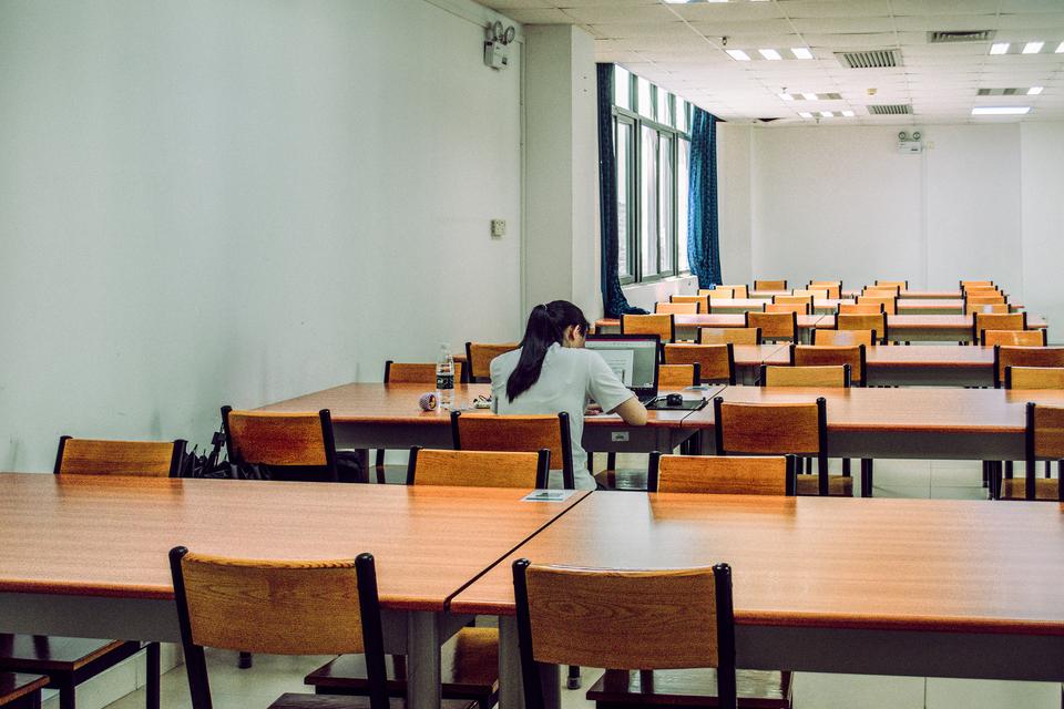 迪拜美国大学2022年QS世界大学排名