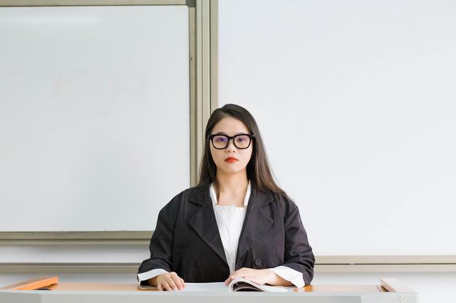 利兹大学研究生学费及申请条件 利兹大学研究生学费及申请条件