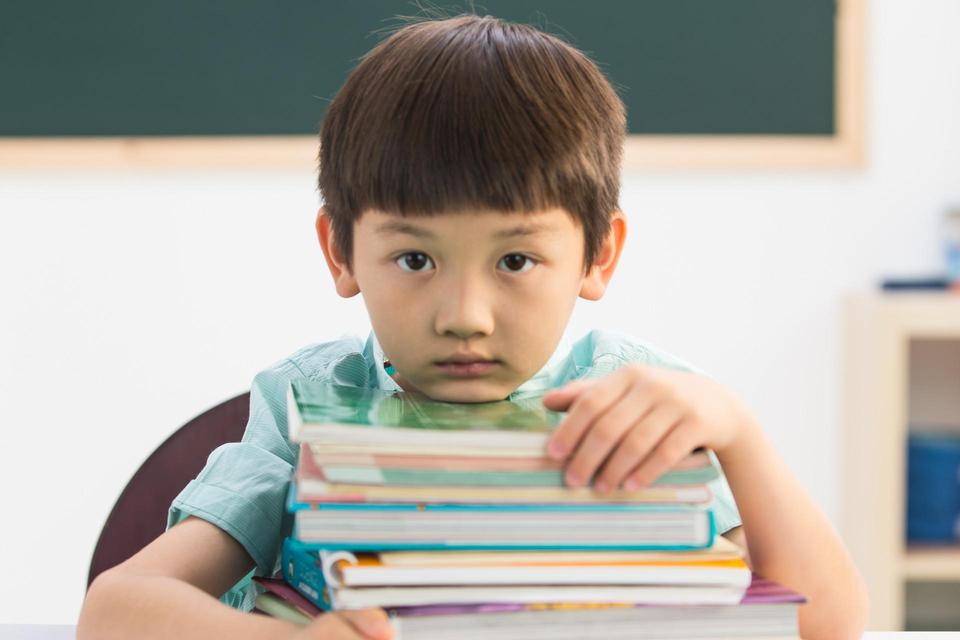 法国留学签证申请流程及相关政策