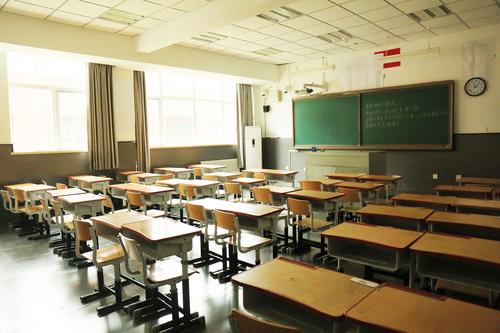 加拿大阿尔哥玛大学留学研究生费用一年大概多少? 加拿大阿尔哥玛大学留学研究生费用一年大概多少?