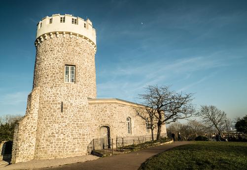 英国北大西洋渔业学院海洋中心上硕士学费一年30万够吗？