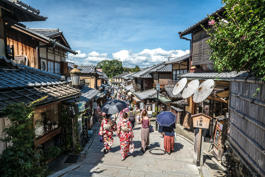 美国凯特林大学上硕士花费一年大概多少？