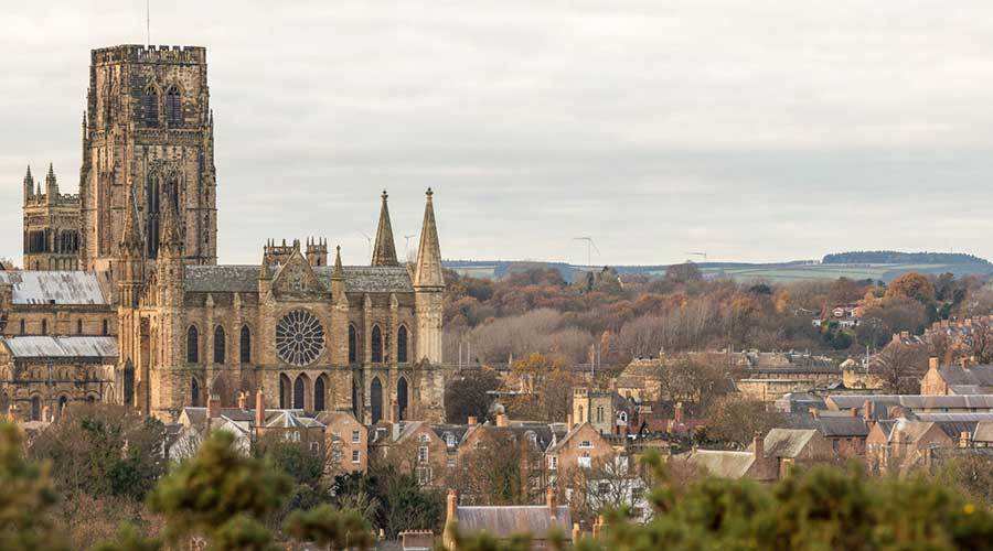 英国圣安德鲁斯大学最新全球排名怎么样？