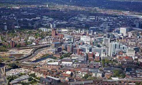 英国的布里斯托大学和曼彻斯特大学哪一个更好？