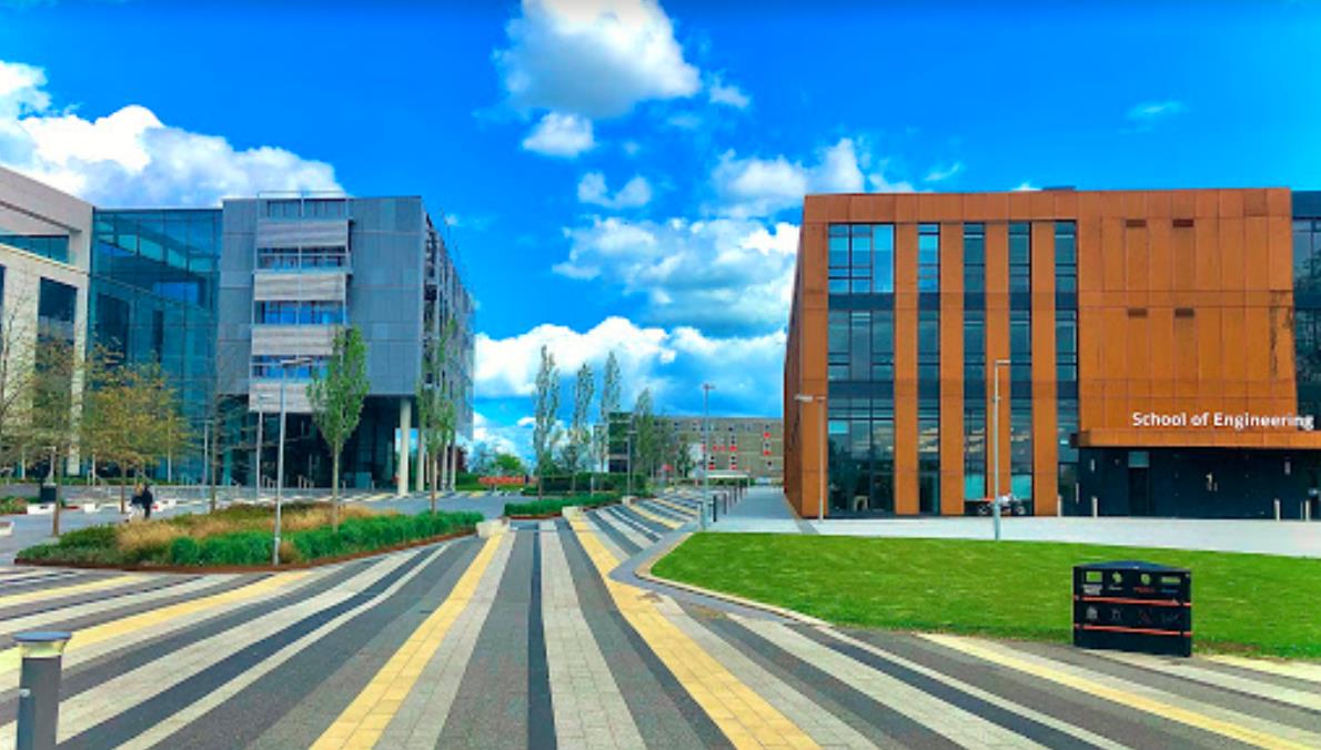 1跨国金融或会计机构