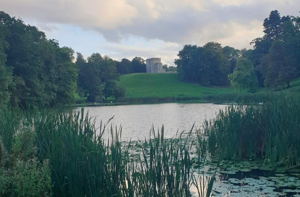 &middot;学校设施