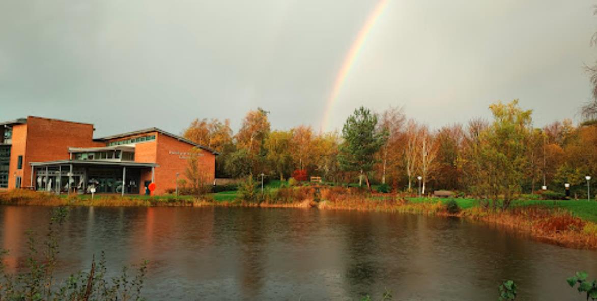 英国大学的称谓和头衔 英国大学的称谓和头衔