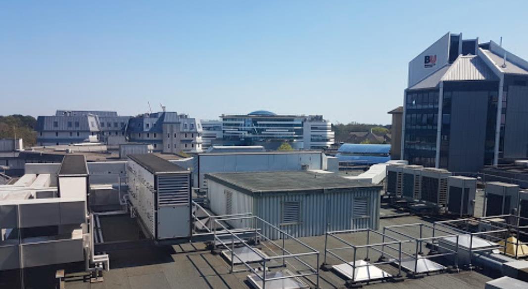 Q:都柏林商学院对国际学生的吸引力表现在啷些方面?