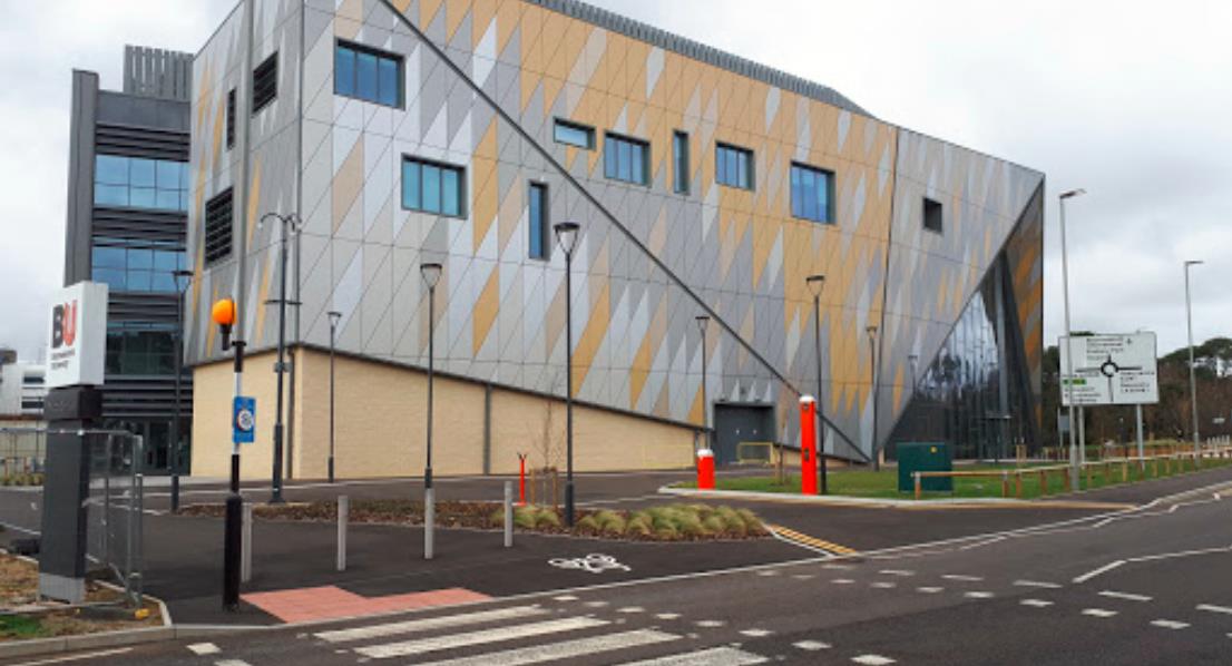 Q作为爱尔兰名列前茅的综合类大学,爱尔兰国立科克大学的王牌专业有哪些?