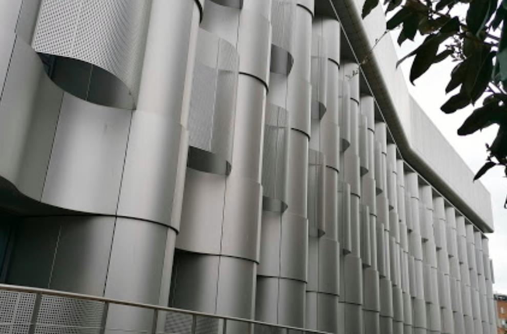 瑞士洛桑酒店管理大学校友一年费用是多少 瑞士洛桑酒店管理大学校友一年费用是多少